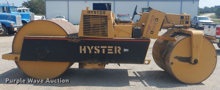 image for item GC9503 1991 Hyster C350B double drum roller