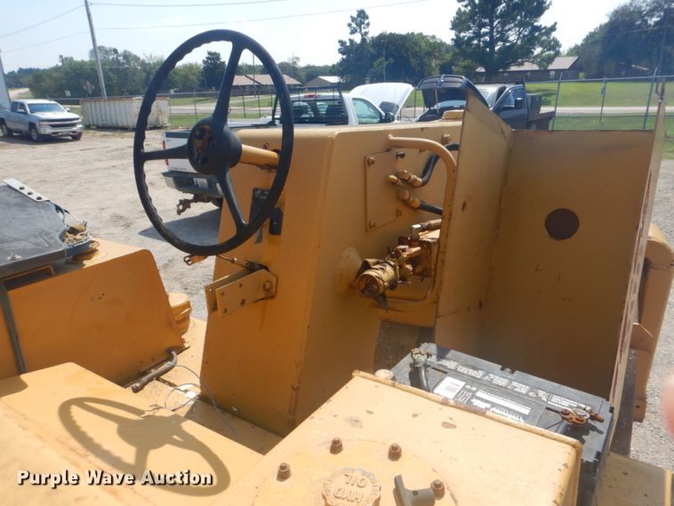 image for item GC9503 1991 Hyster C350B double drum roller