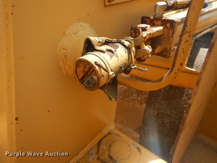 image for item GC9503 1991 Hyster C350B double drum roller