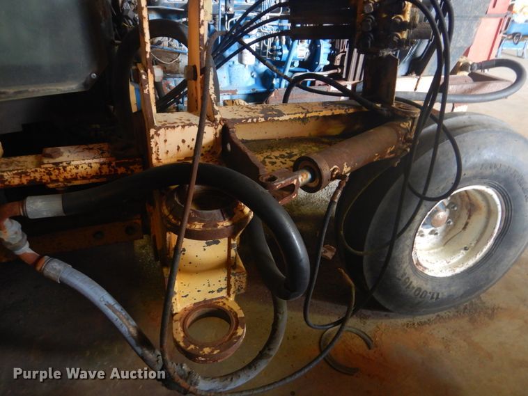 image for item GC9505 Ford 8340 tractor