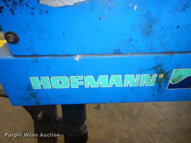 image for item GC9524 Hofman Monty 3650 tire machine