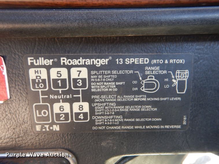 image for item GC9551 1989 Freightliner FLC semi truck