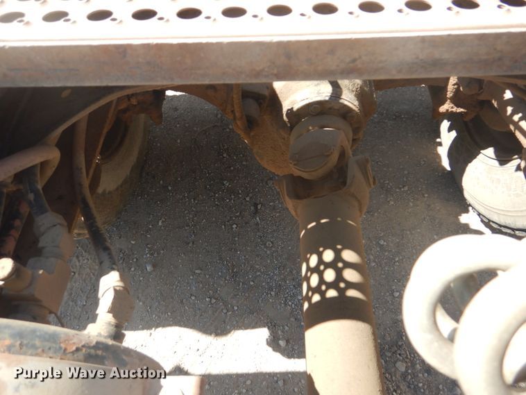 image for item GC9551 1989 Freightliner FLC semi truck