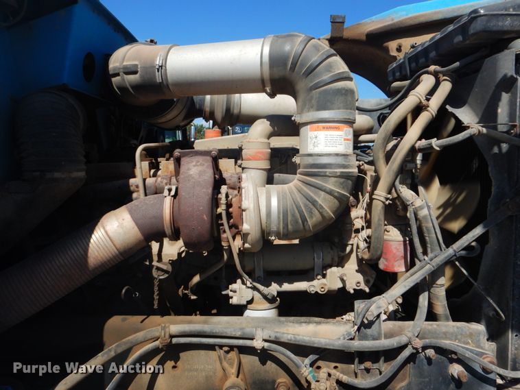 image for item GC9551 1989 Freightliner FLC semi truck