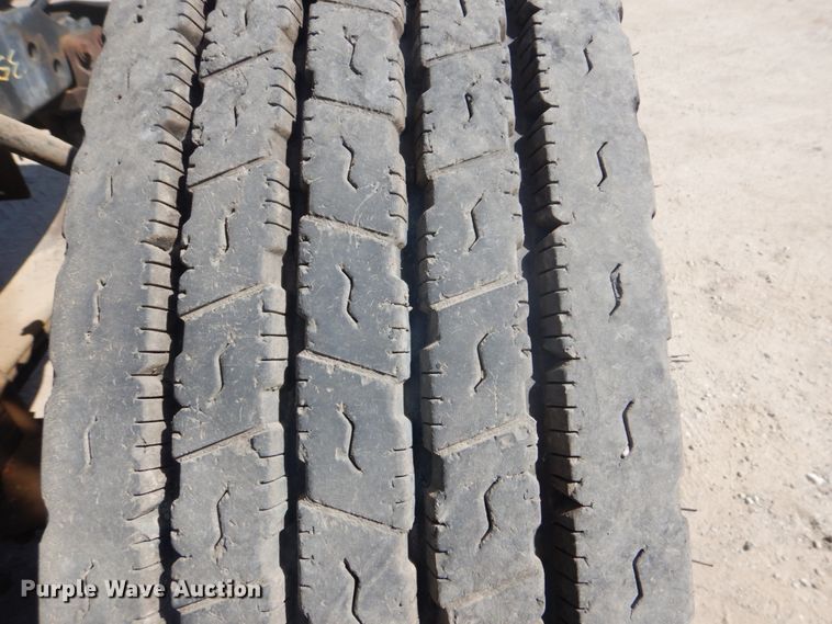 image for item GC9551 1989 Freightliner FLC semi truck