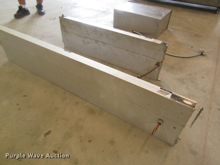 image for item GE9750 (2) Hatco Glo Warmer tubes