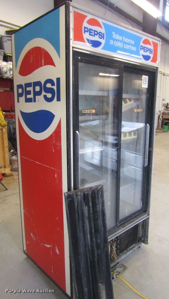 image for item GE9754 Pepsi upright cooler