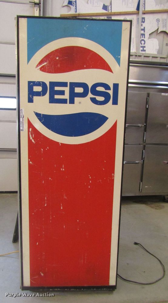 image for item GE9754 Pepsi upright cooler