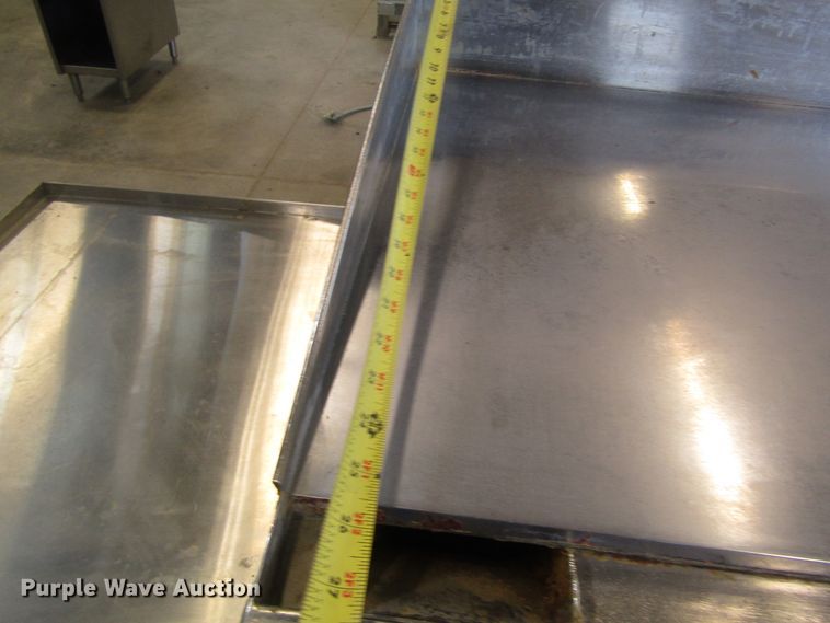 image for item GE9756 Flat top griddle