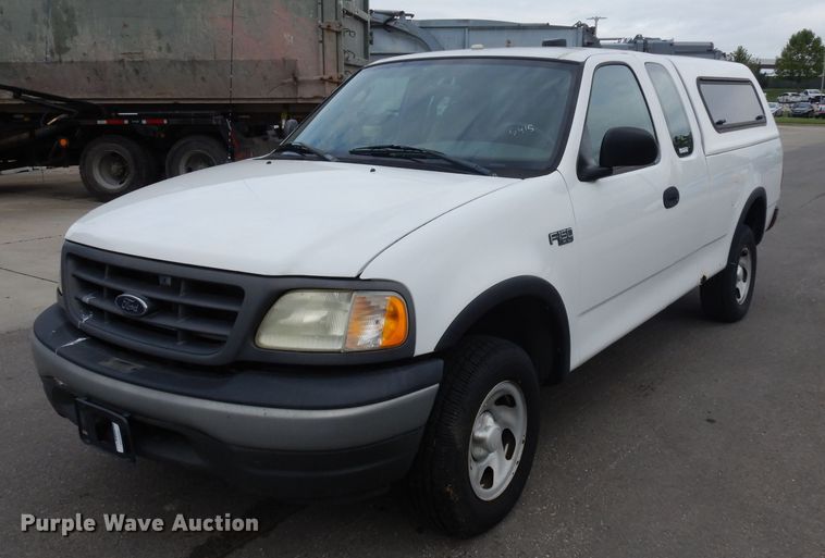 image for item GG9090 2003 Ford F150 SuperCab pickup truck