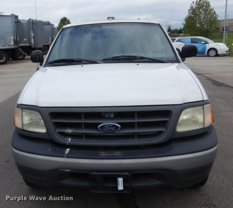 image for item GG9090 2003 Ford F150 SuperCab pickup truck