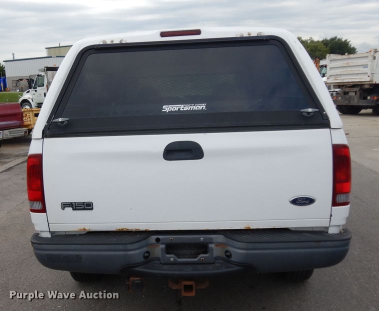 image for item GG9090 2003 Ford F150 SuperCab pickup truck