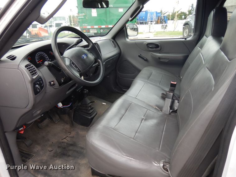 image for item GG9090 2003 Ford F150 SuperCab pickup truck