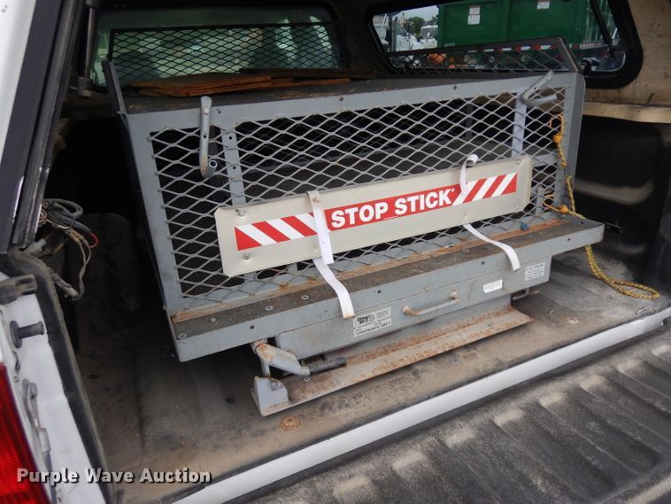 image for item GG9090 2003 Ford F150 SuperCab pickup truck