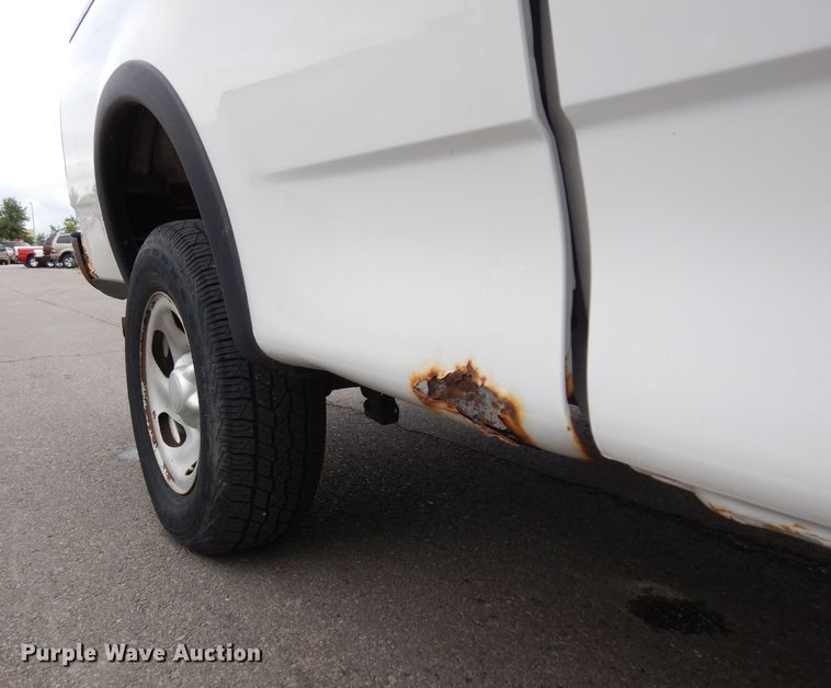 image for item GG9090 2003 Ford F150 SuperCab pickup truck