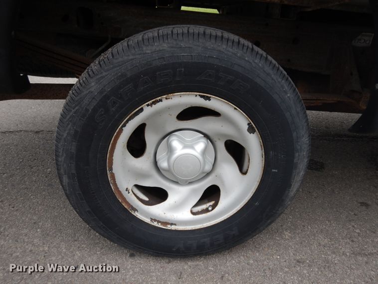 image for item GG9090 2003 Ford F150 SuperCab pickup truck