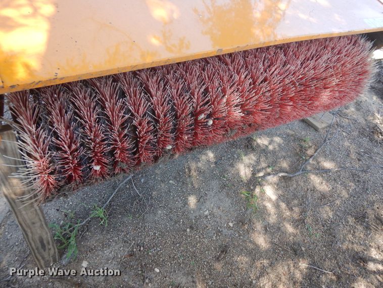 image for item GG9220 Old Dominion broom