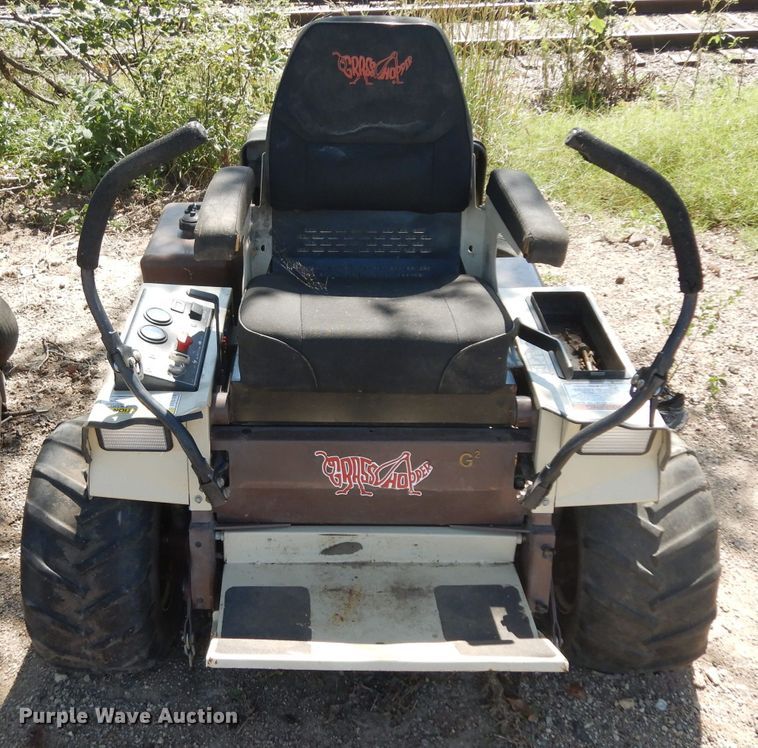 image for item GG9221 2010 Grasshopper 930D ZTR lawn mower