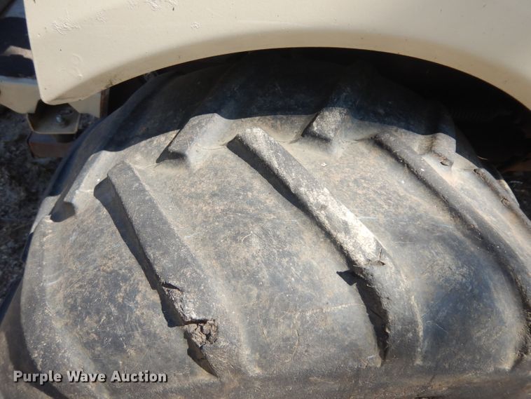 image for item GG9221 2010 Grasshopper 930D ZTR lawn mower