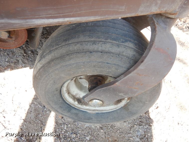 image for item GG9221 2010 Grasshopper 930D ZTR lawn mower