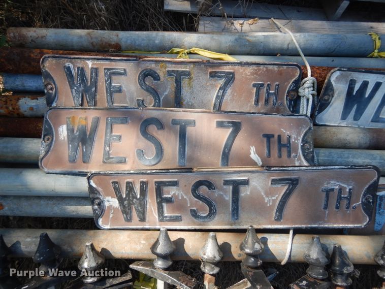 image for item GG9222 Road safety equipment