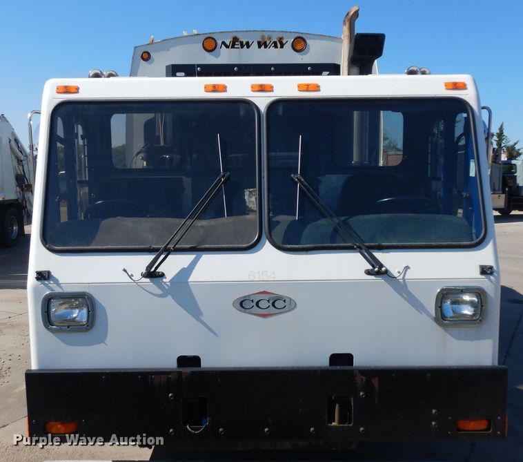 image for item GI9301 2008 Crane Carrier Low Entry refuse truck