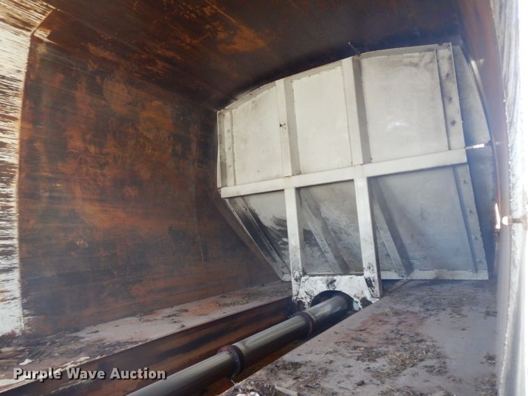 image for item GI9301 2008 Crane Carrier Low Entry refuse truck