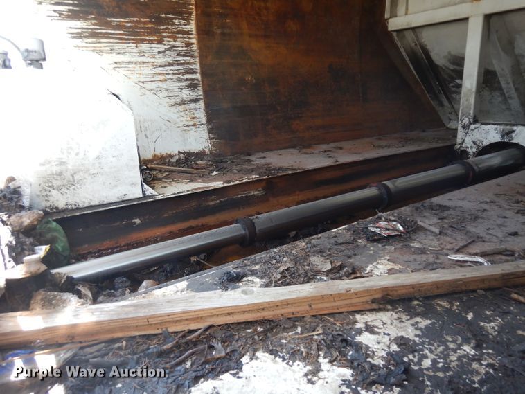 image for item GI9301 2008 Crane Carrier Low Entry refuse truck