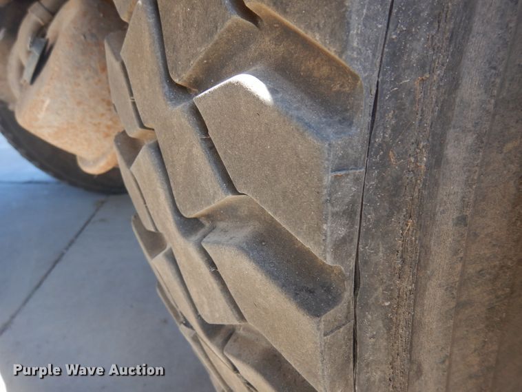 image for item GI9301 2008 Crane Carrier Low Entry refuse truck