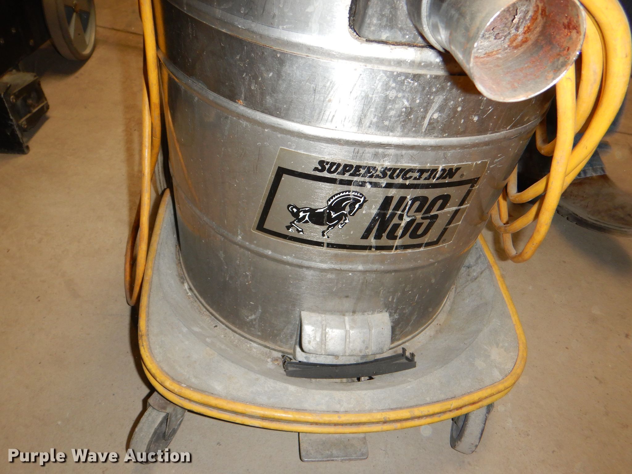 (7) NSS wet vacuum cleaners in Manhattan, KS Item FF9632 sold