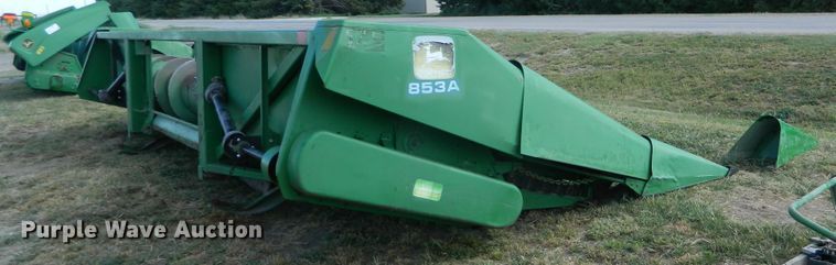 image for item DB4985 1983 John Deere 853A all-crop head