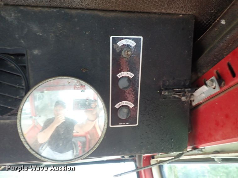 image for item DB7675 1967 Farmall 806 tractor