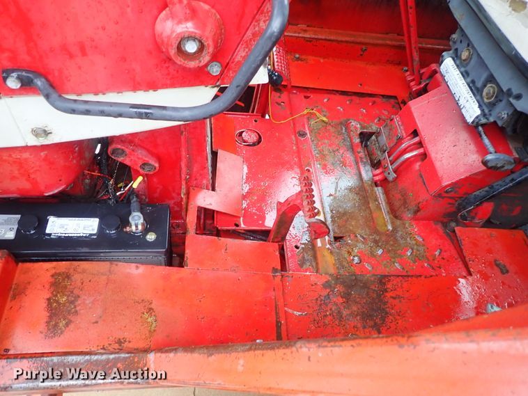 image for item DB7675 1967 Farmall 806 tractor