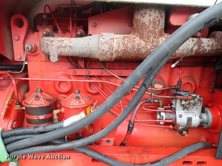 image for item DB7675 1967 Farmall 806 tractor