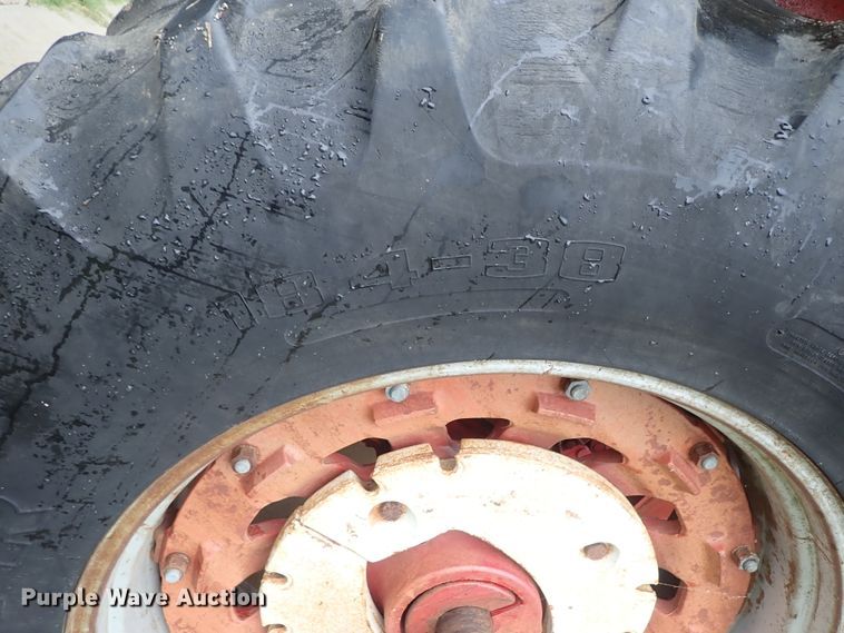 image for item DB7675 1967 Farmall 806 tractor