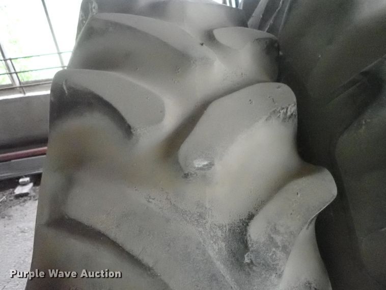 image for item DB7675 1967 Farmall 806 tractor