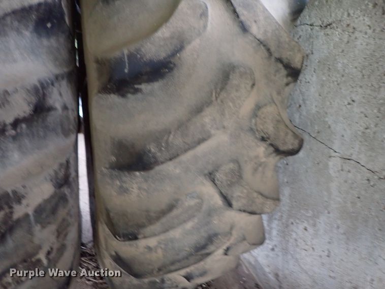 image for item DB7675 1967 Farmall 806 tractor