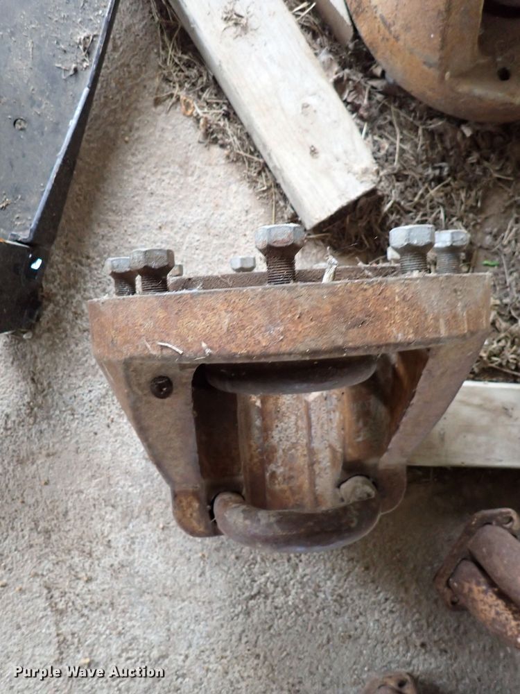 image for item DB7675 1967 Farmall 806 tractor