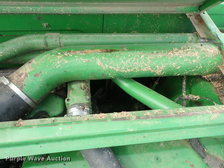 image for item DB7686 1990 John Deere 9600 combine