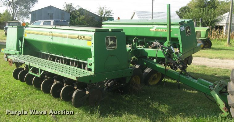 image for item DC1414 John Deere 455 grain drill