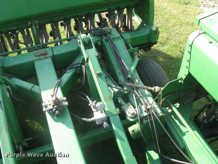 image for item DC1414 John Deere 455 grain drill