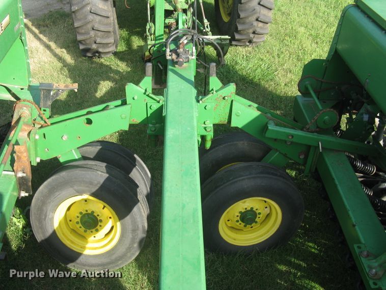 image for item DC1414 John Deere 455 grain drill