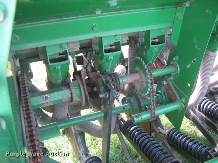image for item DC1414 John Deere 455 grain drill