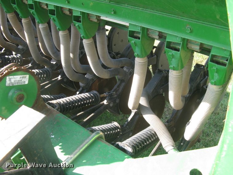 image for item DC1414 John Deere 455 grain drill