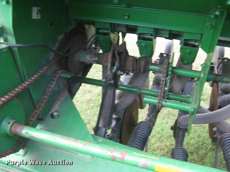 image for item DC1414 John Deere 455 grain drill