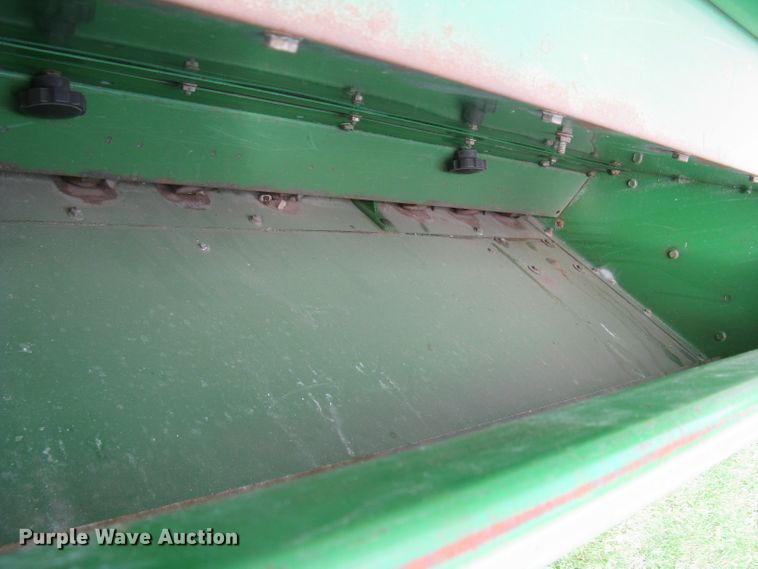 image for item DC1414 John Deere 455 grain drill