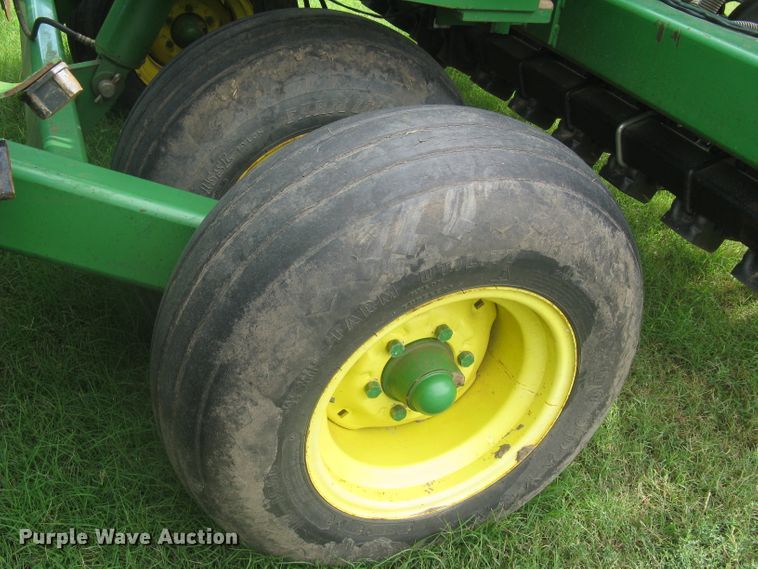 image for item DC1414 John Deere 455 grain drill
