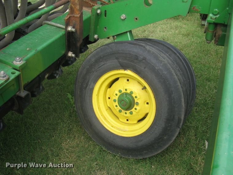 image for item DC1414 John Deere 455 grain drill