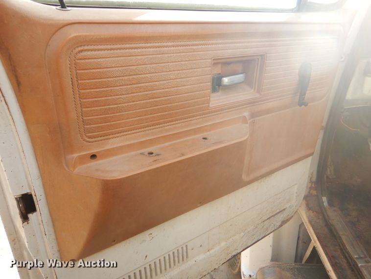 image for item DD4450 1979 Chevrolet Custom Deluxe C70 feed mixer truck