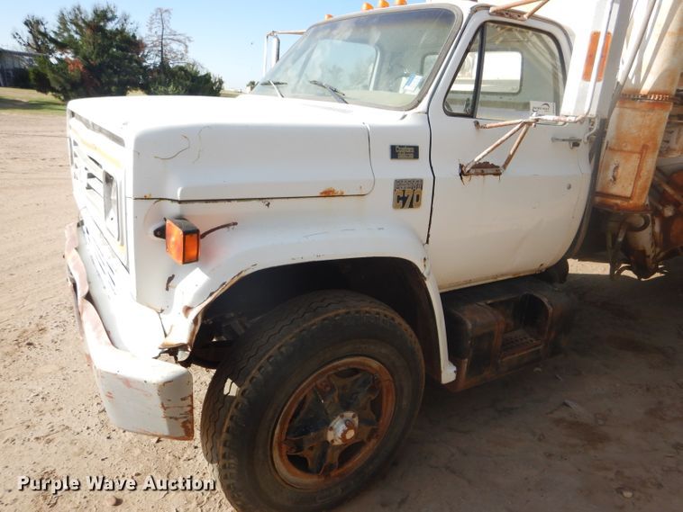 image for item DD4450 1979 Chevrolet Custom Deluxe C70 feed mixer truck